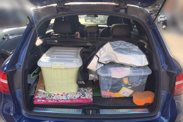 Used Mercedes-Benz GLC 2019 GLC 260 L 4MATIC Dynamic Model Trunk