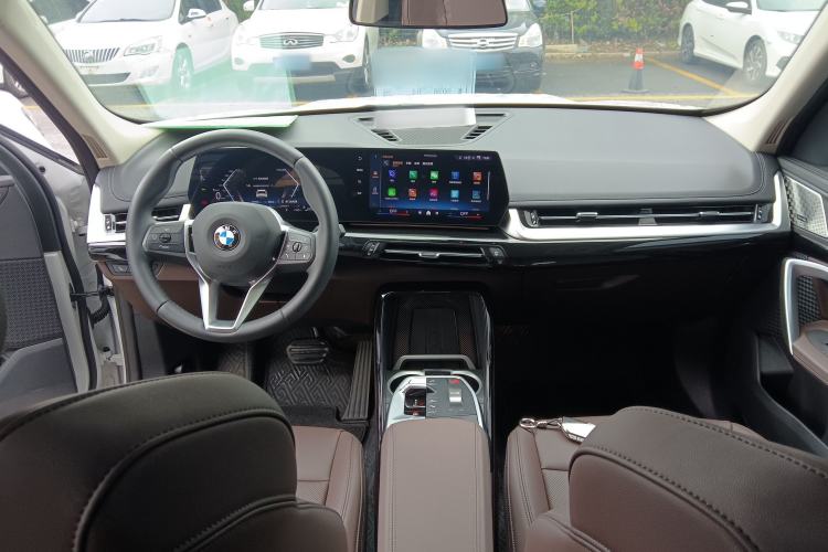 Used BMW X1 2023 sDrive25Li X Design Package Center Console