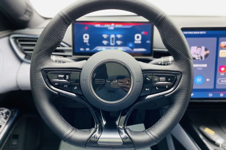 Used BYD Seal 2022 650 km All-Wheel-Drive Performance Version