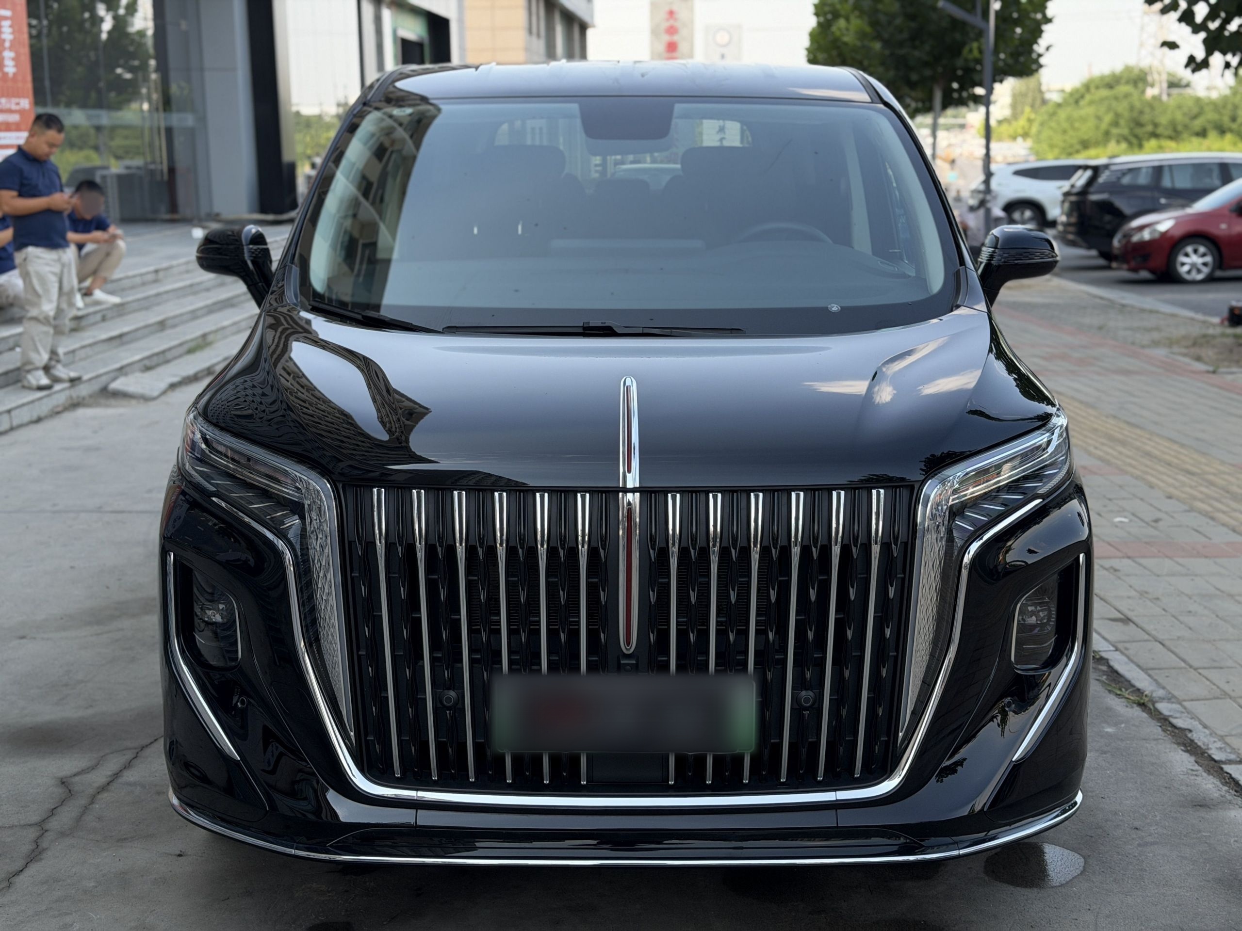 Hongqi HQ9 PHEV 2024 2.0T Four-Wheel Drive Business Edition — снимка 12