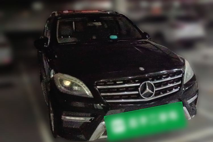 Used Mercedes-Benz M-Class 2012 ML 350 Sport Edition Front Right 45 Deg