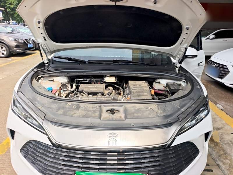 Used BYD Song L DM-i 2024 160 km Excellence Version — 19