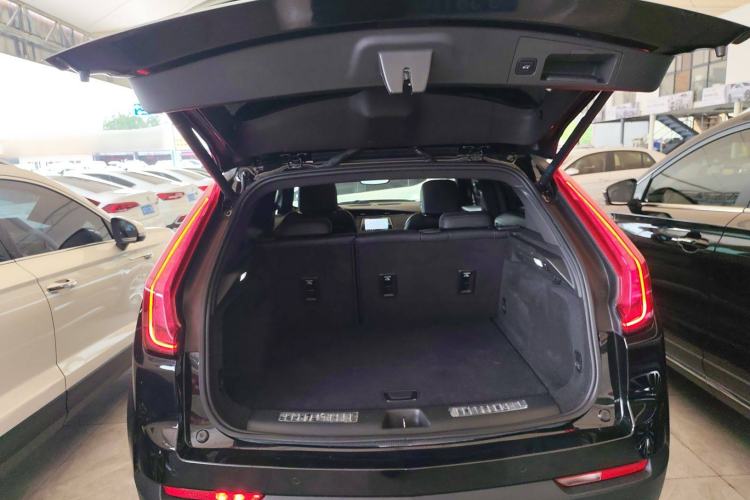 Used Cadillac XT4 2021 28T Two-Wheel Drive Leading Version