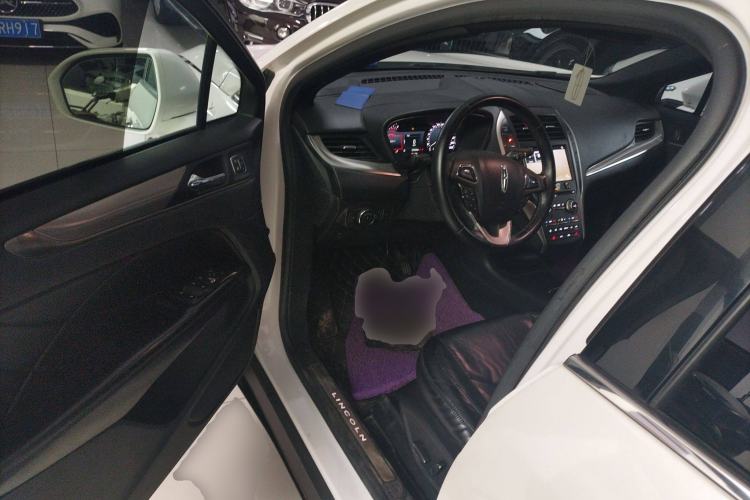 Used Lincoln MKC 2017 2.0T Two-Wheel Drive Deluxe Edition