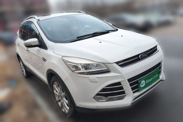 Used Ford Kuga 2015 2.0L GTDi Four-Wheel Drive Prestige Model Front Right 45 Deg