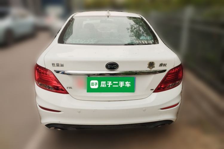 Used BYD Surui 2015 Revised Version 1.5L Manual Luxury Edition
