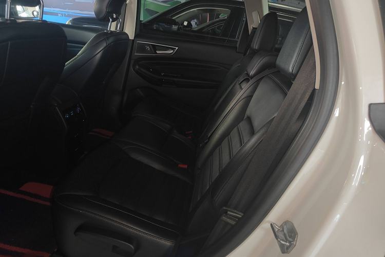 Used Ford Edge 2018 EcoBoost 245 Two-Wheel-Drive Titanium 7-Seater China V Standard