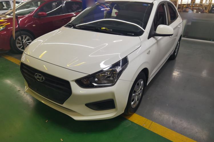 Used Hyundai Verna (older generation) 2017 1.4L Manual Refreshed Version China VI Standard
