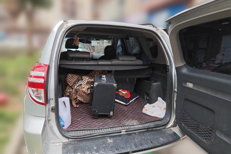 Used Toyota RAV4 2009 2.4L Automatic Luxury Navigation Edition