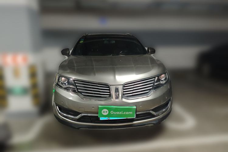 Used Lincoln MKX 2017 2.0T Two-Wheel Drive Deluxe Edition
