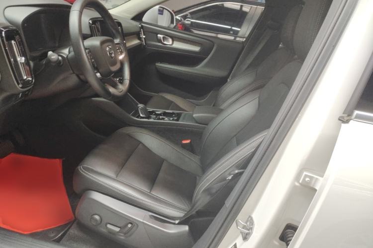 Used Volvo XC40 2021 T3 Zhiyuan Luxury Edition
