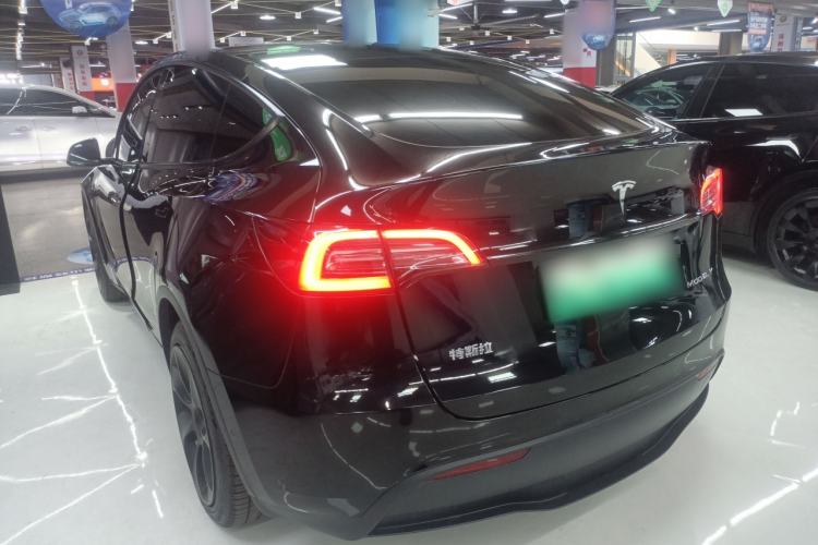 Used Tesla Model Y 2021 Standard Range Rear-Wheel Drive Version