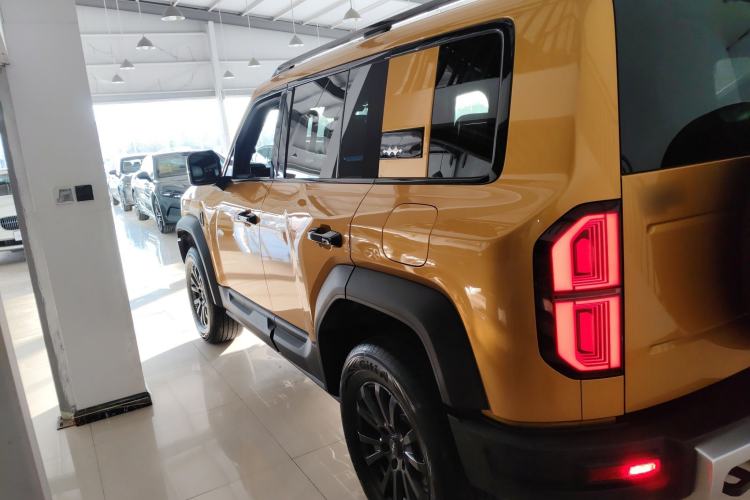 Used Formula Leopard Leopard 5 2023 Cloud Ride Flagship Edition
