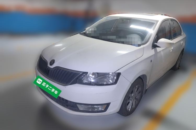 Used Skoda Rapid 2015 1.6L Automatic Smart Selection Model