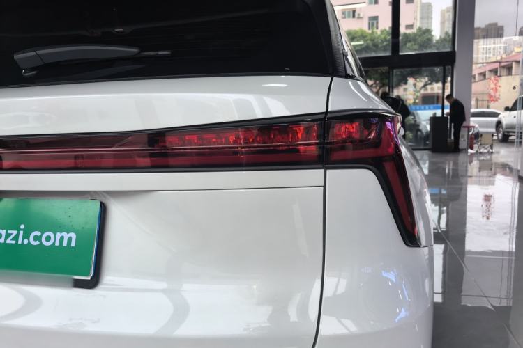 Used CHANGAN CS75 PLUS 2024 3rd Generation Champion Edition 1.5T Intelligent Drive Dynamic Model