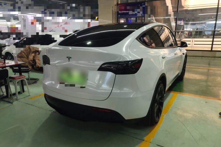 Used Tesla Model Y 2022 Rear-Wheel-Drive Version
