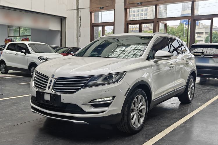 Used Lincoln MKC 2017 2.0T Four-Wheel Drive Zunya Edition Front Left 45 Deg
