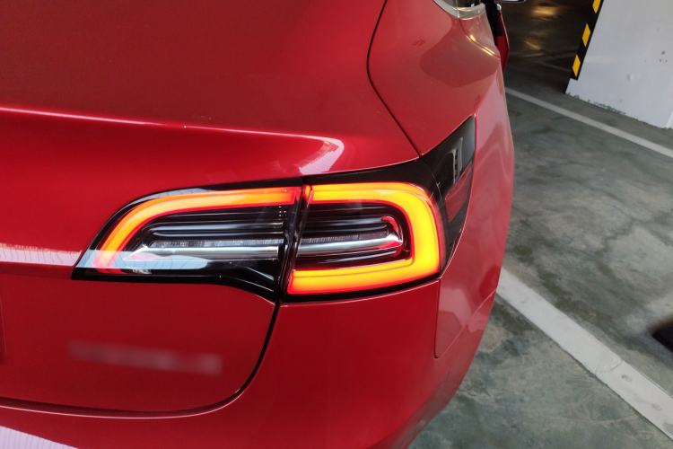 Used Tesla Model 3 2020 Long-Range Rear-Wheel-Drive Version