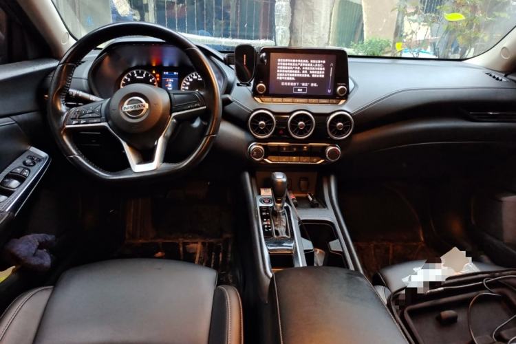 Used Nissan Sylphy 2020 1.6L XL CVT Enjoyment Edition Center Console