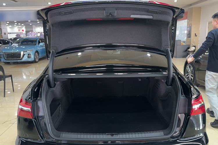 Used Audi A6L 2022 40 TFSI Luxury Dynamic Model Trunk