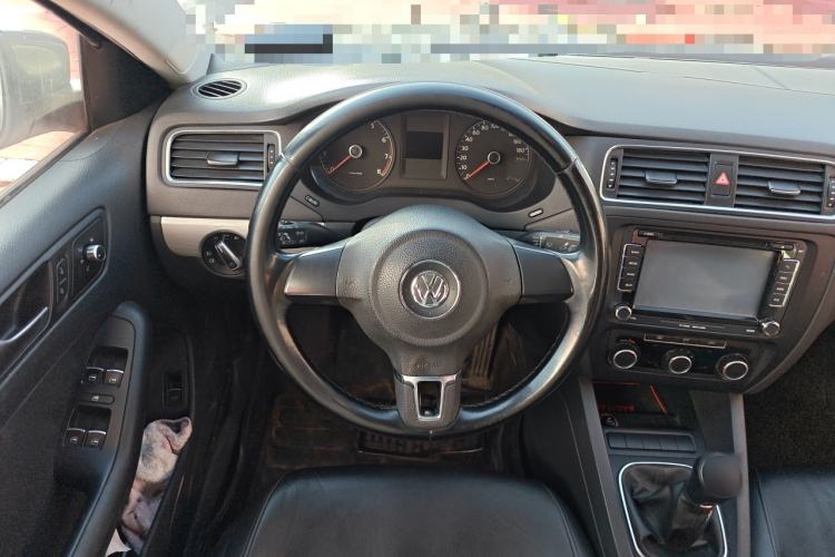 Used Volkswagen Sagitar 2014 Revised Version 1.6L Manual Comfort Edition