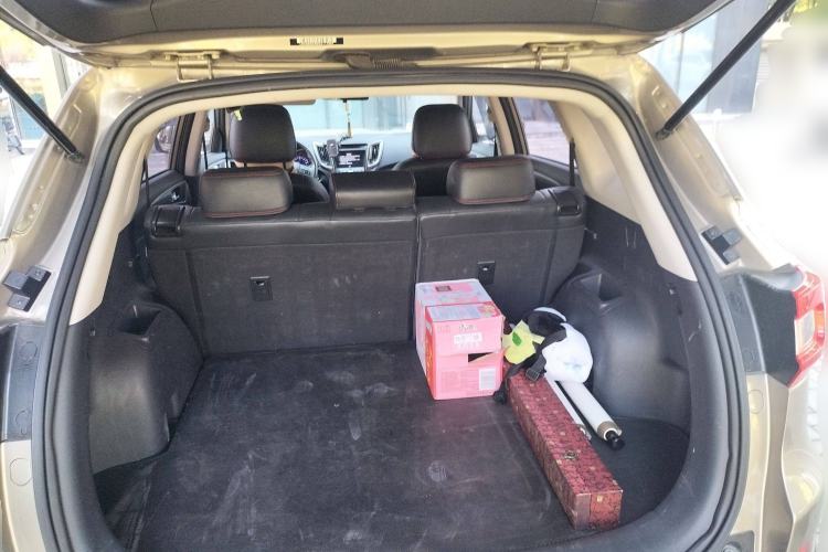 Used CHANGAN CS75 2016 2.0L Manual Leading Version China V Standard
