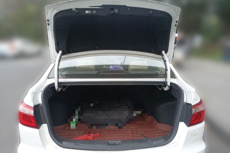 Used CHANGAN Alsvin V7 2015 1.6L Automatic Enjoyment Model China IV Standard
