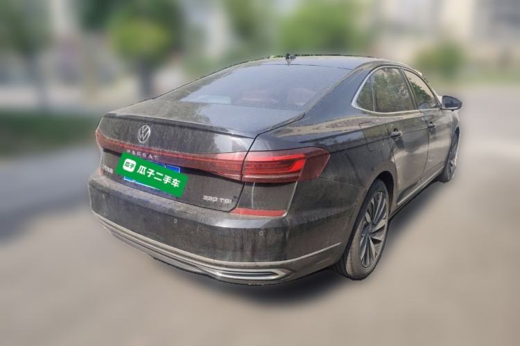 Used Volkswagen Passat 2022 330TSI Starry Elite Edition Rear Right 45 Deg