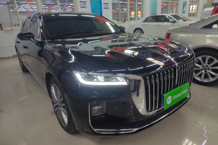 Used Hongqi H9 2023 2.0T Smart Connect Flagship Edition Front Right 45 Deg