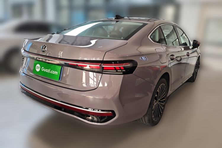 Used Volkswagen Passat 2025 Pro 380TSI Dragon Supreme Edition Rear Right 45 Deg