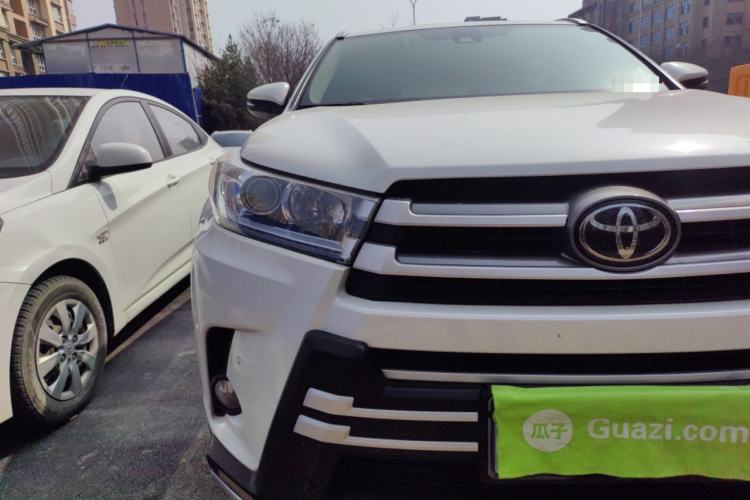 Used Toyota Highlander 2018 2.0T Four-Wheel Drive Luxury Version 7 Seats China VI Standard