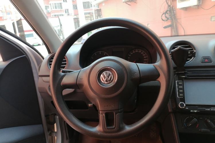 Used Volkswagen Jetta 2013 1.6L Manual Fashion Edition