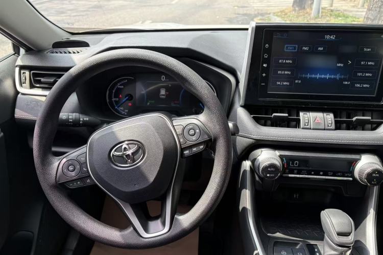 Used Toyota RAV4 2020 Dual-Engine 2.5L E-CVT Two-Wheel Drive Elite Edition