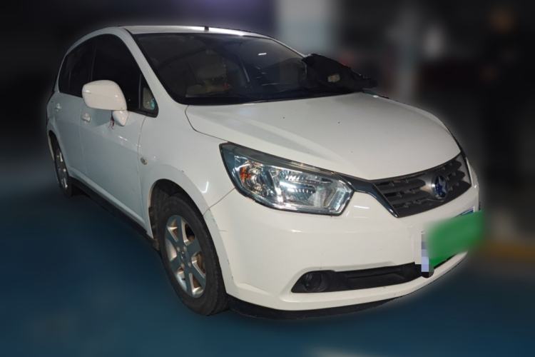 Used Venucia R50 2013 1.6L Manual Fashion Edition