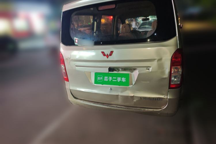 Used Wuling Rongguang V 2016 1.5L Standard Version