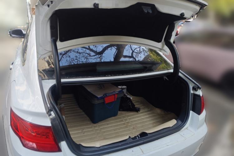 Used Geely Auto Emgrand GL 2017 1.8L DCT Elite Model
