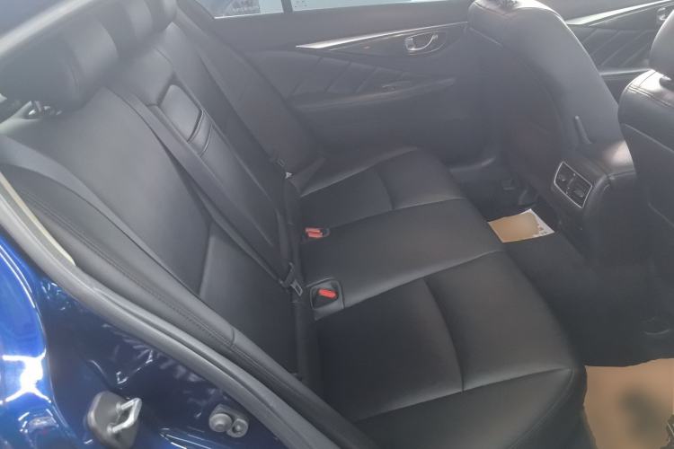 Used Infiniti Q50L 2018 2.0T Comfort Edition China VI Standard Left Rear Seat