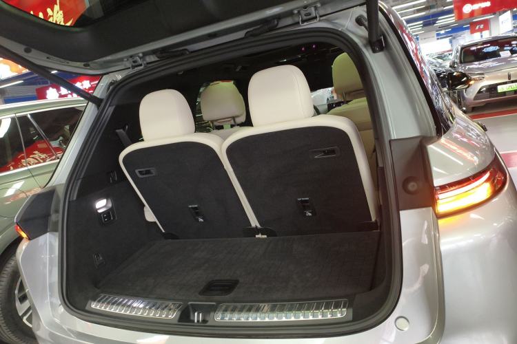 Used Li Auto L8 2023 Air model Trunk