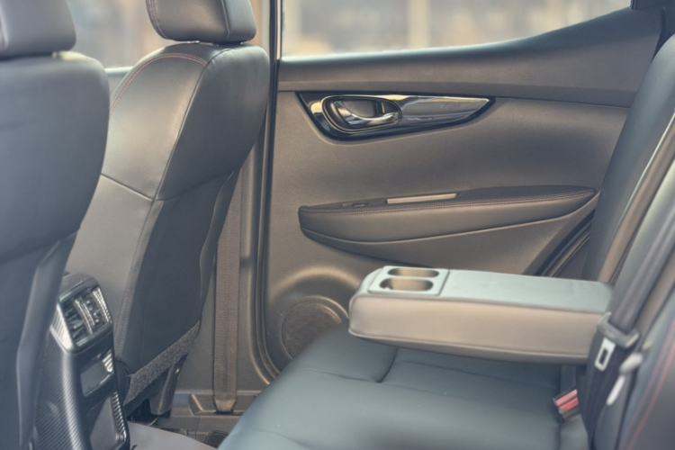 Used Nissan Qashqai 2022 2.0L CVT XV Smart Enjoyment Version Interior 4