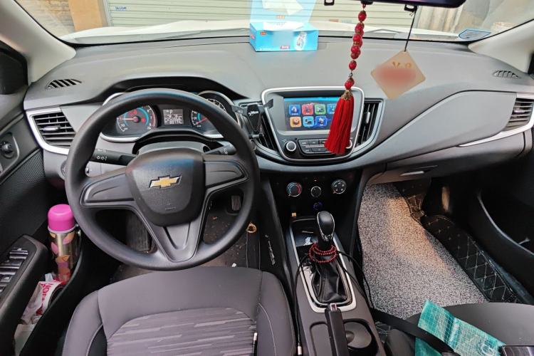 Used Chevrolet Cavalier 2016 1.5L Automatic Enjoyment Edition Center Console