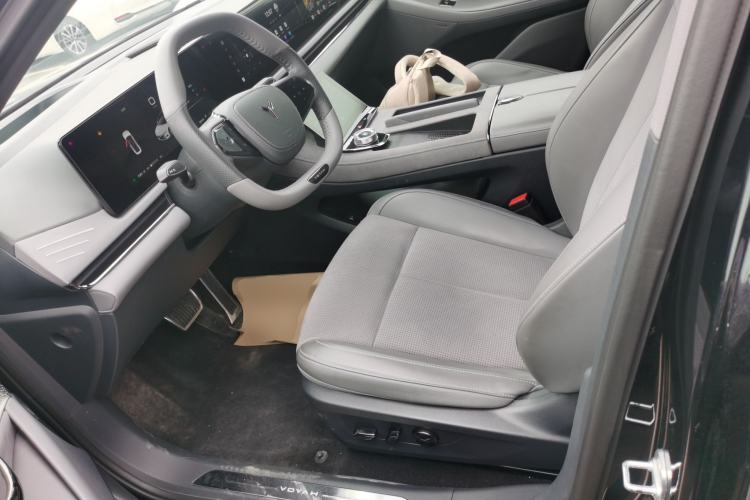 Used VOYAH PASSION 2024 PHEV Four-Wheel Drive Ultra-Long Range Flagship Model Left Front Seat