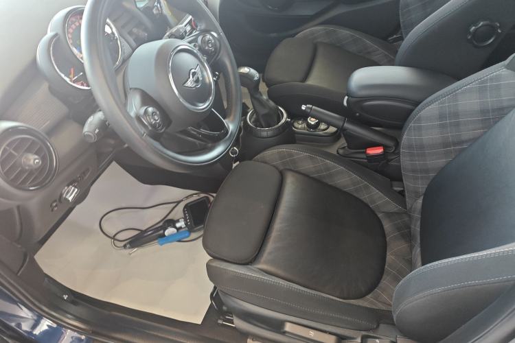 Used MINI MINI 2016 1.5T COOPER Five-Door Edition