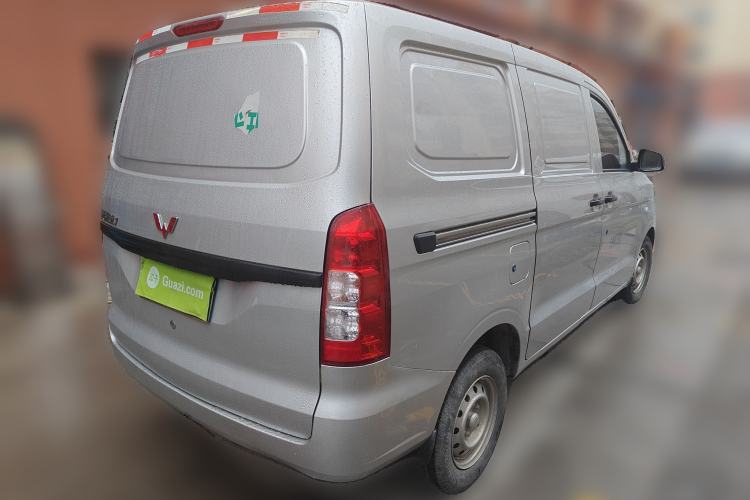 Used Wuling Hongguang V 2021 1.5L Jingqu Edition Enclosed-Window Vehicle LAR
