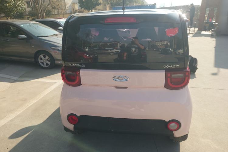 Used Chery QQ Ice Cream 2022 170km Sundae Phosphate Lithium-Ion
