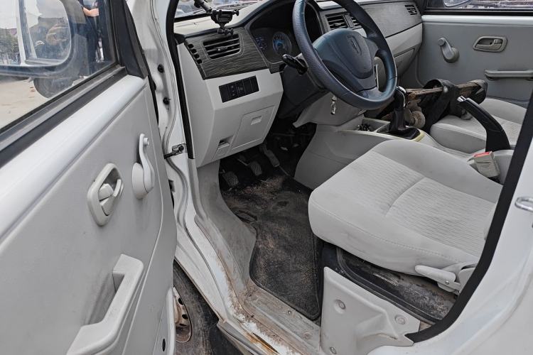 Used Jinbei Hiace X30 2023 1.5L Wealthy-Style Passenger Van 5/6/7-Seater Non-Air-Conditioned Version SWC15M Driver Seat