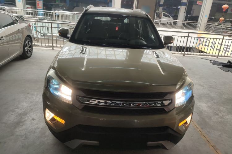 Used CHANGAN CS75 2014 2.0L Manual Luxury Version China V Standard
