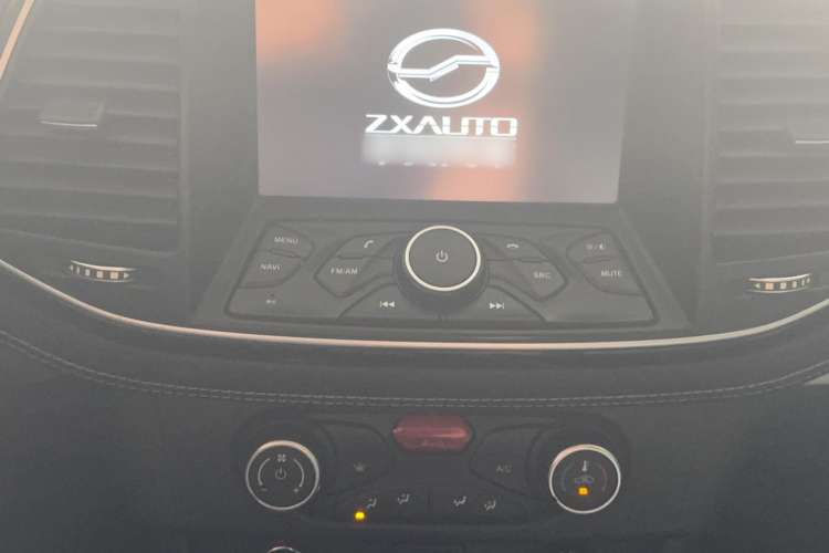 Used Zxauto Terralord 2018 2.5T Two-Wheel Drive Luxury Version Big Double
