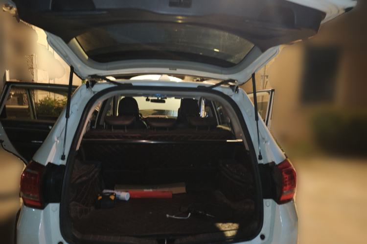 Used Haval H6 2016 Upgraded Model 1.5T Automatic Two-Wheel Drive Prestige Version
