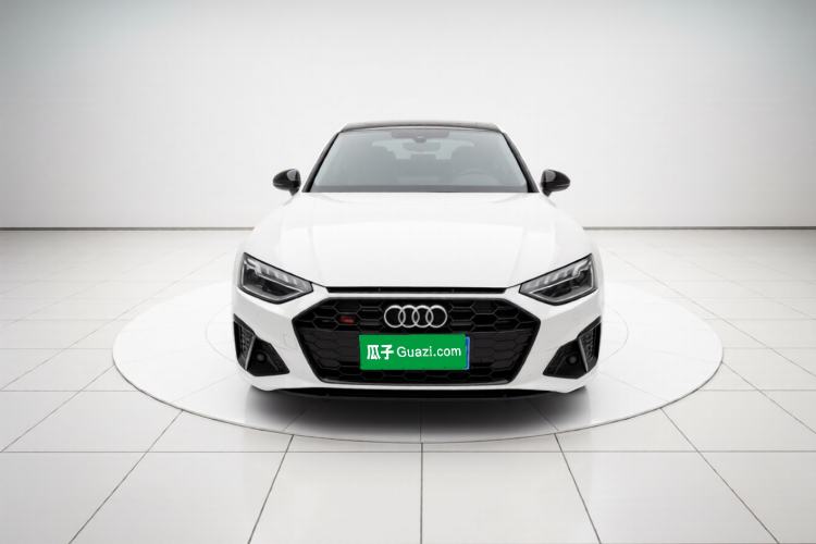 Used Audi A4L 2022 40 TFSI Luxury Dynamic Model