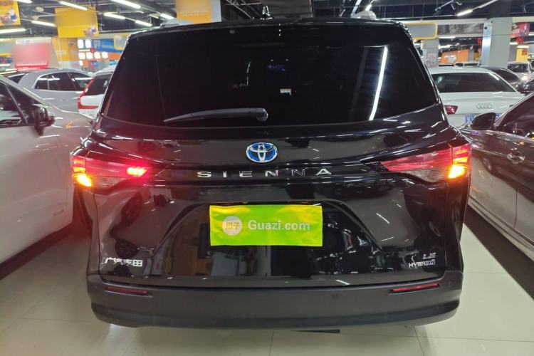 Used Toyota Sienna 2023 2.5L Hybrid Comfort Edition